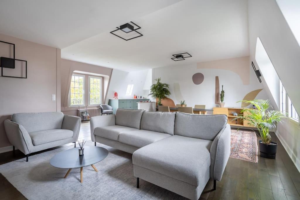Appartement De 100M2 Dans Un Parc A 20 Mn Du Centre De Paris Garches Екстер'єр фото