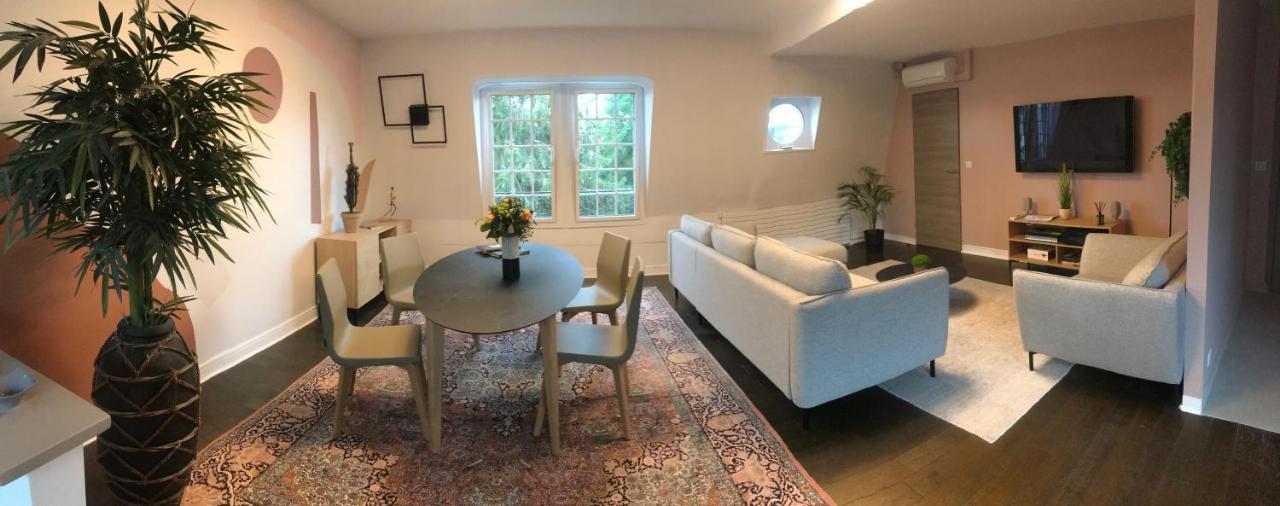 Appartement De 100M2 Dans Un Parc A 20 Mn Du Centre De Paris Garches Екстер'єр фото
